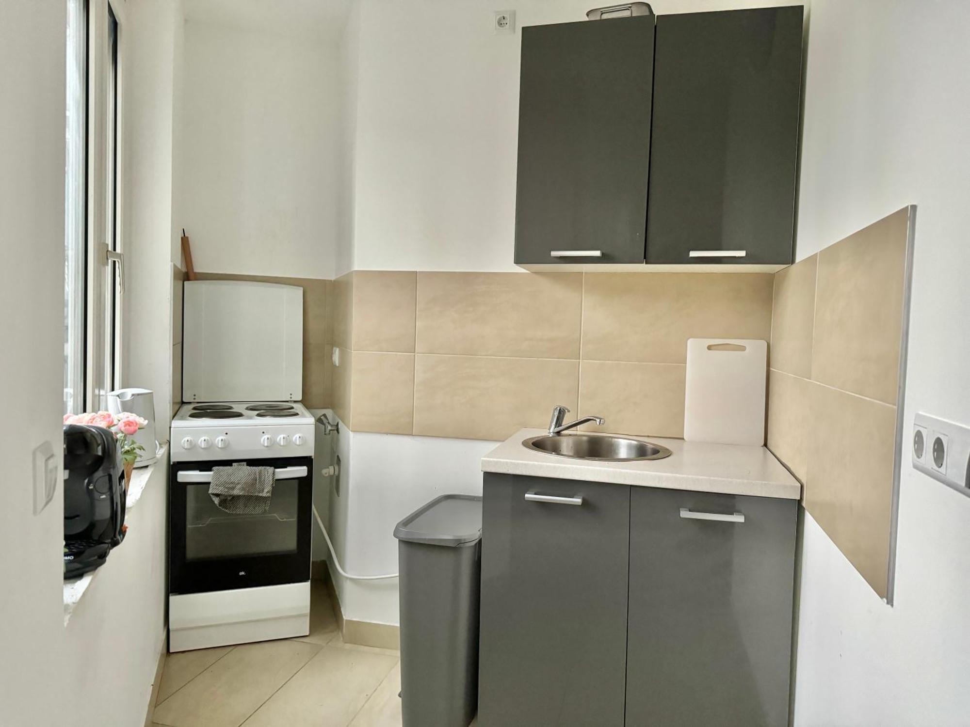 Stylish Schonbrunn Apartments - Free Underground Parking ウィーン エクステリア 写真