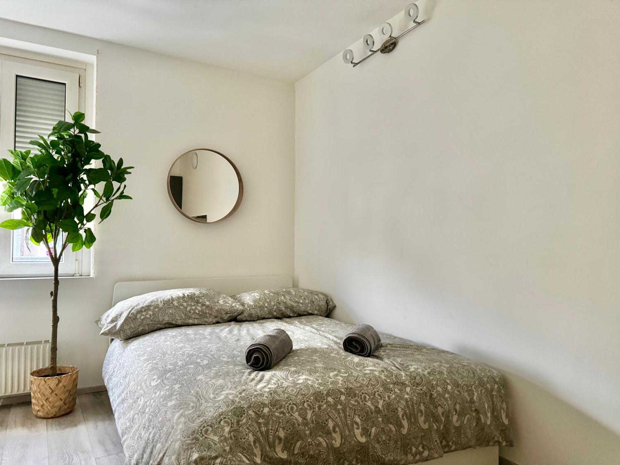 Stylish Schonbrunn Apartments - Free Underground Parking ウィーン エクステリア 写真